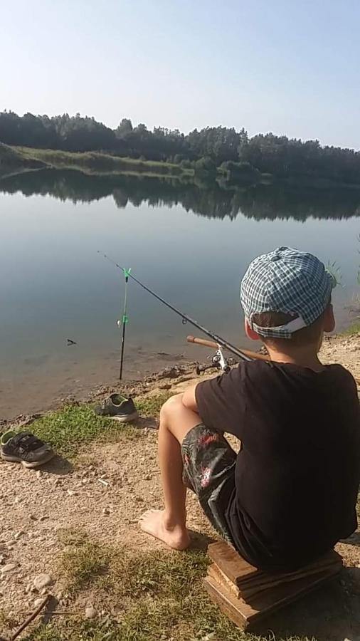 Aris Pokoje Goscinne Wojnicz Bagian luar foto